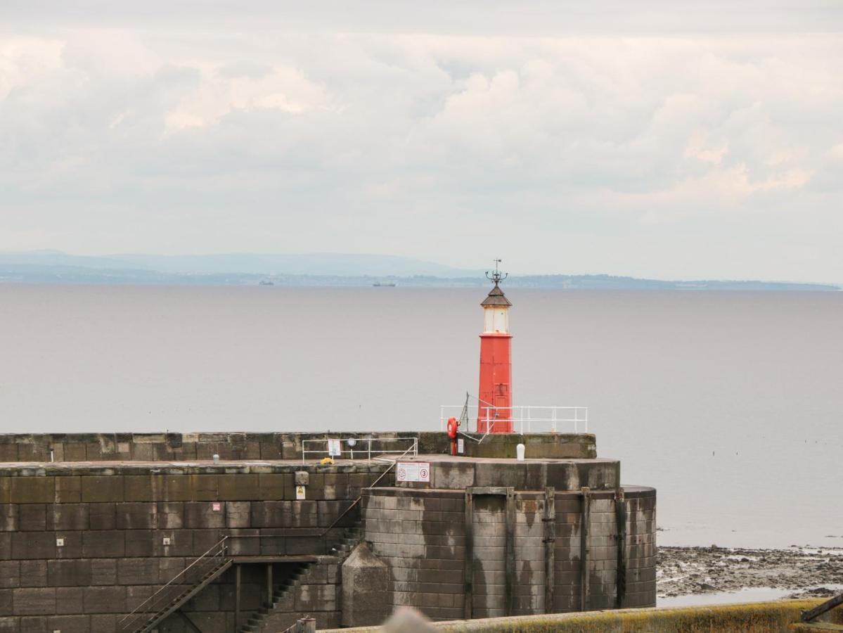 The Old Lighthouse * Watchet